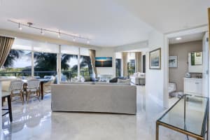 2700 Ocean Drive, Singer Island, FL 33404 - MLS#R11090673