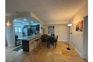 2741 S Oakland Forest Drive 201, Oakland Park, FL 33309 - MLS#R11090730