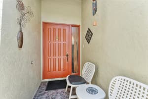 11 Meadows Drive, Boynton Beach, FL 33436 - MLS#R11090775