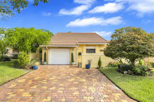 2075 Nw 15th Place, Delray Beach
