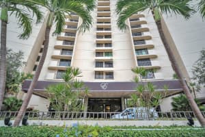 2480 Presidential Way, West Palm Beach, FL 33401 - MLS#R11090828