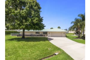 2196 SE Flanders Road, Port Saint Lucie, FL 34952 - MLS#R11090851
