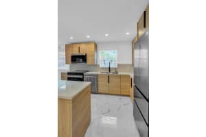 245 Saxony F, Delray Beach, FL 33446 Sold 10/17/25