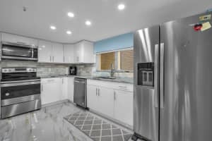 2480 Presidential Way 303, West Palm Beach, FL 33401 - MLS#R11090864