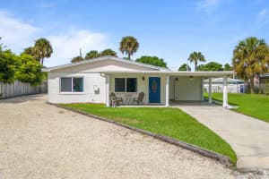 1593 Ne Orion Street, Jensen Beach