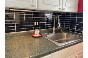 111 1st Street, Boynton Beach, FL 33435 - MLS#R11090938