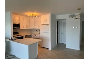 2936 Lake Shore Drive 203, Riviera Beach, FL 33404 - MLS#R11090970