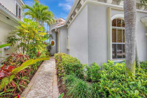 209 Andalusia Drive, Palm Beach Gardens, FL 33418 Sold 10/22/25