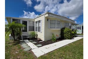 41 El Camino Real, Port Saint Lucie, FL 34952 - MLS#R11090995