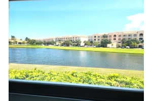 1 Harbour Isle Drive E 104, Fort Pierce