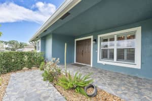 114 SW Grimaldo Terrace, Port St Lucie, FL 34984 - MLS#R11091036