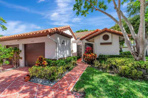 6078 Sunny Pointe Circle, Delray Beach, FL 33484 Sold 06/20/25