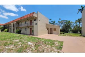 6034 Forest Hill Boulevard 105, West Palm Beach, FL 33415 Sold 07/03/25