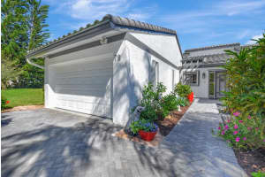 79 Hampshire Lane, Boynton Beach, FL 33436 - MLS#R11091080