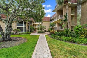 5570 Tamberlane Circle 131, Palm Beach Gardens