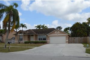 141 Kings Way, Royal Palm Beach