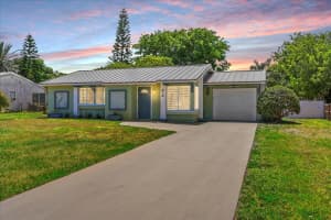 855 23rd Place SW, Vero Beach, FL 32962 Sold 08/19/25
