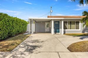 921 SE 13th Court, Deerfield Beach, FL 33441 - MLS#R11091232