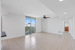 610 Clematis Street 512, West Palm Beach, FL 33401 - MLS#R11091316