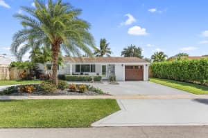 520 SE 3rd Court, Deerfield Beach, FL 33441 - MLS#R11091341