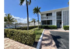 4201 S Ocean Boulevard M5, South Palm Beach, FL 33480 - MLS#R11091373