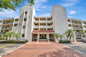 113 Lake Emerald Drive 409, Oakland Park, FL 33309 Sold 06/27/25