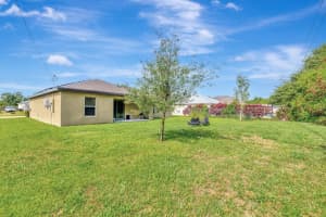 115 SW South Wakefield Circle, Port Saint Lucie, FL 34953 - MLS#R11091387