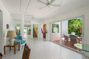 940 Lantern Lane, Vero Beach, FL 32963 - MLS#R11091392