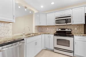 2140 NE 44th Street, Lighthouse Point, FL 33064 Sold 09/12/25