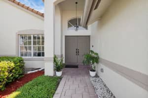 6000 Golf Villas Drive, Boynton Beach, FL 33437 Sold 06/25/25