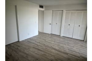 MLS# R11091544, Palm Springs, Florida 33461