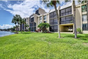 18 Royal Palm Way 206, Boca Raton, FL 33432 Sold 09/19/25