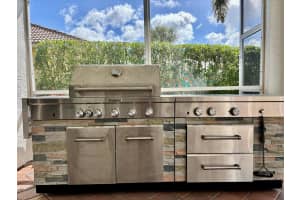 1920 Club Drive, Wellington, FL 33414 - MLS#R11091566