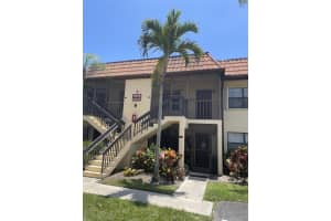 7070 Golf Colony Court 201, Lake Worth