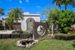 6590 Fountains Circle, Lake Worth