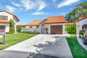 3 Independence Court, Deerfield Beach, FL 33442 Sold 07/08/25