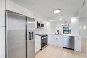 7076 Huntington Lane 806, Delray Beach, FL 33446 Sold 08/05/25