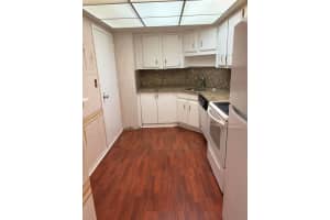 2000 Presidential Way, West Palm Beach, FL 33401 - MLS#R11091652