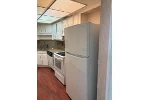 2000 Presidential Way, West Palm Beach, FL 33401 - MLS#R11091652