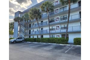 9235 SW 8th 402 Street 402, Boca Raton, FL 33428 - MLS#R11091654