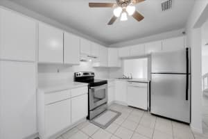 4718 NW 82nd Avenue 1706, Lauderhill, FL 33351 - MLS#R11091668