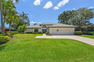 4054 SW Gleneagle Circle, Palm City, FL 34990 Sold 09/23/25