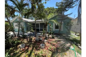 326 N B Street, Lake Worth Beach, FL 33460 - MLS#R11091719