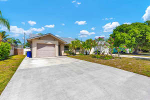 5866 SE Wilsie Drive, Stuart, FL 34997 Sold 07/10/25