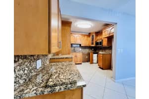 210 Somerset K, West Palm Beach, FL 33417 - MLS#R11091745