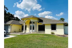 1601 SW California Boulevard, Port Saint Lucie, FL 34953 - MLS#R11091773