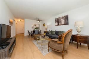 2581 N Garden Drive 108, Lake Worth