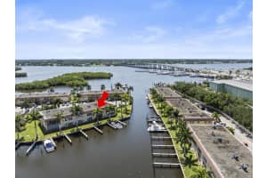 2600 S Kanner Highway J9, Stuart