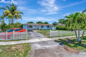 3935 Chickasha Road, Atlantis, FL 33462 - MLS#R11091828