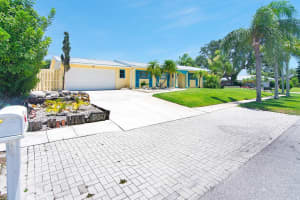 360 Saturn Avenue, Tequesta, FL 33469 Sold 12/29/25